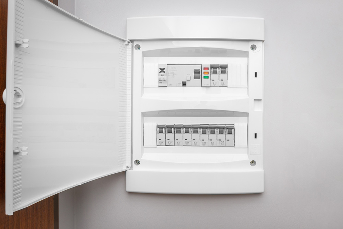 Über­spannungs­schutz bei Bartsch Elektrotechnik GmbH in Hamburg
